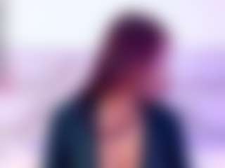 Live cam show with YesyHills - Facial on CamwithHer