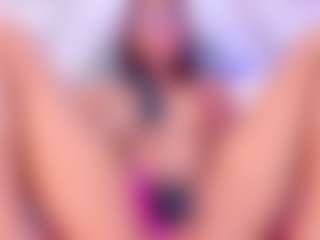 YesyHills's Live Sex Cam Show