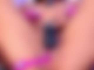 YesyHills's Live Sex Cam Show