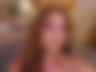 Live cam show with EdythGuy - Upskirt on Soda Cam