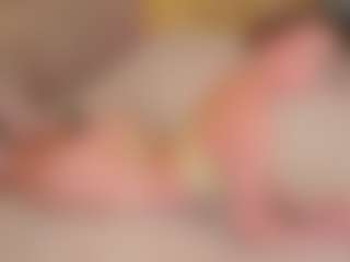 Live cam show with EdythGuy - Upskirt on Adult Interactions