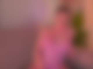 Live cam show with EdythGuy - Upskirt on Camsoda