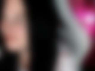 Live cam show with Bellastar84 - Mature on fapnchat
