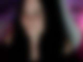 Bellastar84 MILF webcam performer live streaming