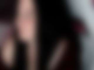Live cam show with Bellastar84 - Green Eyes on Dare Cams