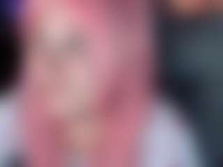 Bellastar84 MILF webcam performer live streaming