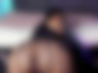 Hinata-01's Live Sex Cam Show