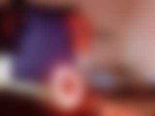 Live-Cam-Show mit IDicSlapCoochie - Tease auf Camsoda