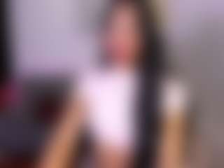 Live cam show with kileyHot - HD on liverealitysex.com