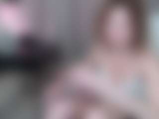 Live cam show with Wanda - Body Massage on Camsoda