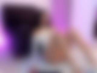 Live cam show with Sharon Miller - Big Ass on livesuperchat.net
