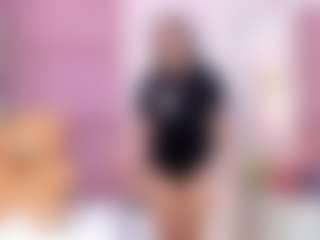 Live cam show with Amy - Middle Aged on Uber Horny | colombia