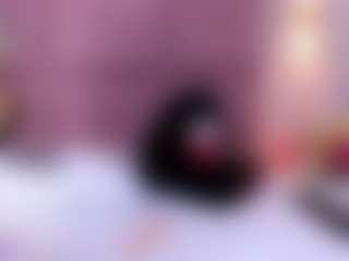 Live cam show with Amy - Lovense on live18s.com