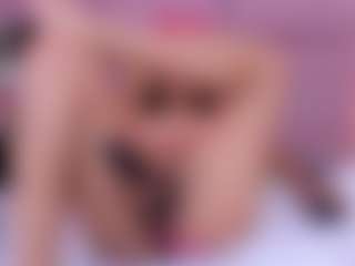 Live cam show with Amy - Squirt on Dolls Live