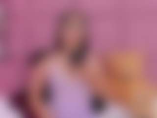 Live cam show with Amy - Striptease on Dolls Live
