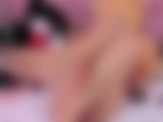Live cam show with Amy - Oil on parknlotfishbdy