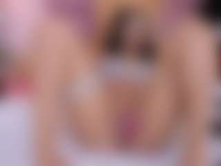 Live cam show with Amy - Young Adult on Milfs Live