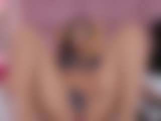 Live cam show with Amy - Brown Eyes on Camsoda