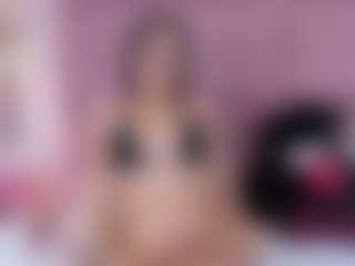Live cam show with Amy - Normal on boobsie.com