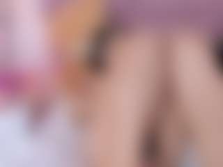 Live cam show with Amy - Flashing on Pornisteam.com