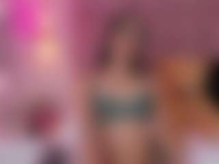 Live cam show with Amy - Oil on CamSodaAdn