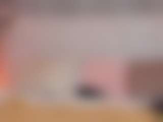 Live cam show with Ariana-sweet - Skinny on PervPlay.com