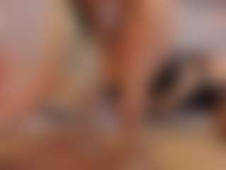 Live cam show with Ariana-sweet - Shaved Pussy on boobsie.com