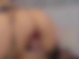 Live cam show with Ariana-sweet - Blonde Hair on Milfs Live