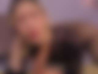 Live cam show with Ariana-sweet - Natural on madthumbs