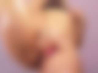 Live cam show with Ariana-sweet - Big Ass on liverealitysex.com