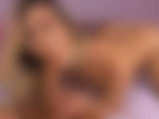 Live cam show with Ariana-sweet - Deepthroat on Camsoda