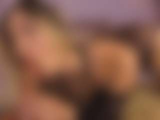 Live cam show with Ariana-sweet - Twerk on eurowanks.com
