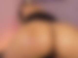 Live cam show with Ariana-sweet - Cowgirl on friskycurves.com