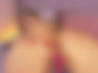 Live cam show with Ariana-sweet - Skinny Teen (18+) on Camiplay Live