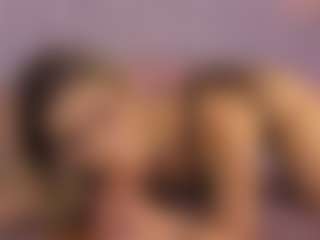 Live cam show with Ariana-sweet - Shaved Pussy on Camsoda