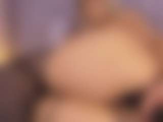 Live cam show with Ariana-sweet - HD on Camsoda