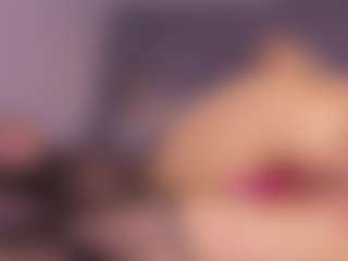 Live cam show with Ariana-sweet - Fingering on CamSodaAdn