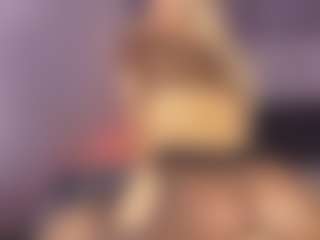 Live cam show with Ariana-sweet - Blonde Hair Dildo on slutload