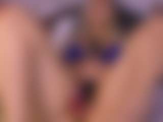 Live cam show with Ariana-sweet - Strip Lovense on Hubzter Live