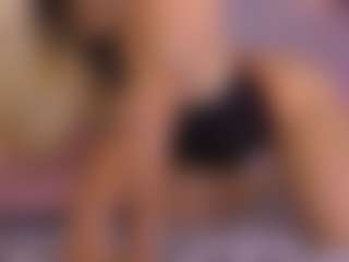 Live cam show with Ariana-sweet - Skinny on CamClone