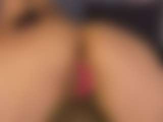 Live cam show with Ariana-sweet - Natural on madthumbs