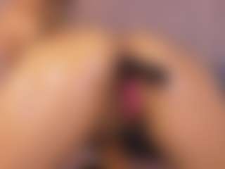 Live cam show with Ariana-sweet - Italian Young Adult on Camsoda | colombia