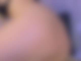Live cam show with Ariana-sweet - Ass Bouncing on Camsoda