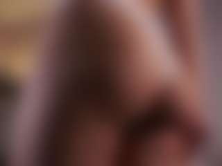 Live cam show with KatieBisbee - Normal on Hubzter Live
