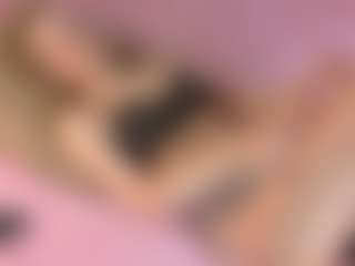 Live cam show with LynetteHeldreth - Camel Toe on Taboo Cams XXX