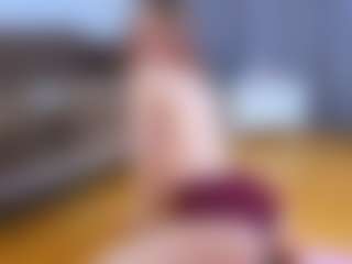 LynetteHeldreth's Live Sex Cam Show