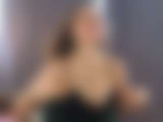 Live cam show with LynetteHeldreth - HD on Camsoda