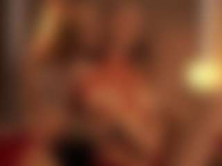Live cam show with LynetteHeldreth - Camel Toe on Fling VIP Chat