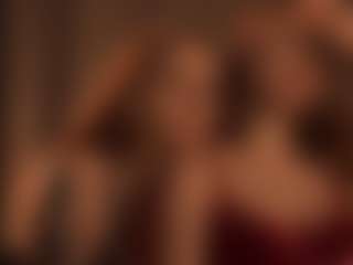 Live cam show with LynetteHeldreth - Camel Toe on crypto-cams