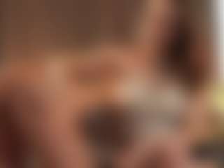Live cam show with LynetteHeldreth - Camel Toe on Uber Horny